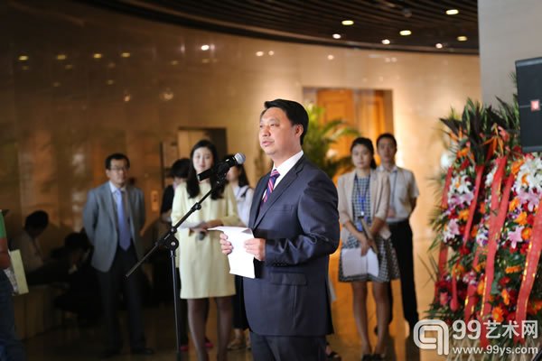 中国文化管理协会副秘书长、北京当代艺术研修学院书记兼副院长 牛亮致辞