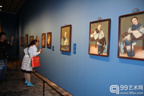 “历史的温度：中央美术学院与中国具象油画”展览现场