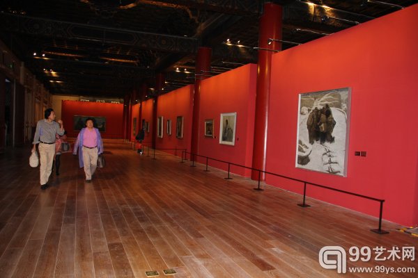 “历史的温度：中央美术学院与中国具象油画”展览现场