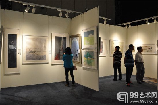 保利山东第二届艺术品拍卖会预展现场