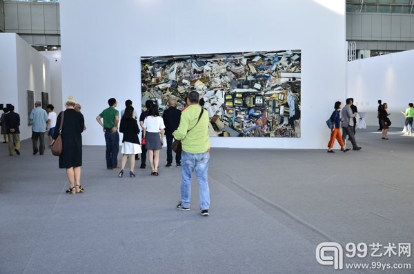 “目光所及——后金融危机时代的中国新艺术”展览现场