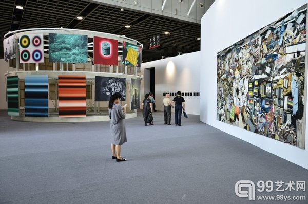 “目光所及——后金融危机时代的中国新艺术”展览现场