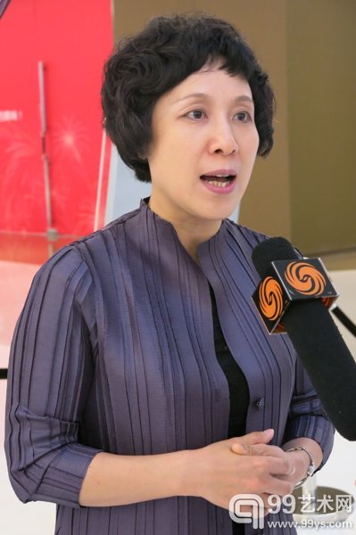 黄晓燕女士接受采访