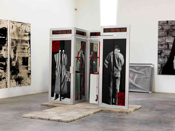 俞可的“实验地带——关于艺术的讨论方式”中展出作品