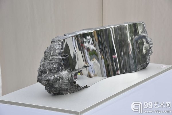《无形之境》景育民 尺寸:宽90cm高35cm厚30cm,材质:不锈钢2013 (3)