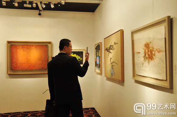中国嘉德（香港）2015秋拍预展现场-油画雕塑版块