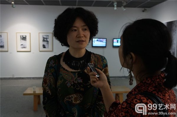 策展人侯熙接受99艺术网采访