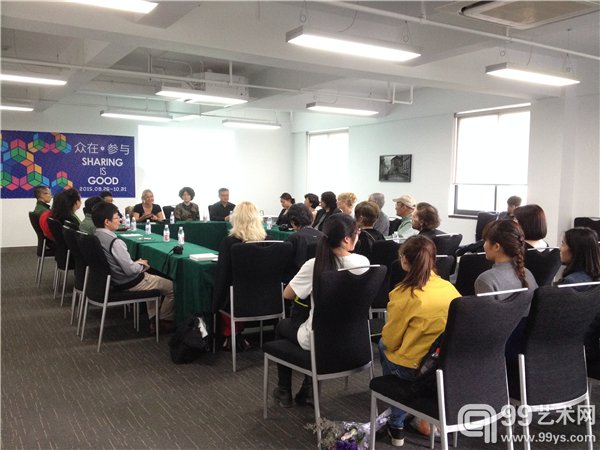 洛杉矶艺术家及独立策展人研讨会现场