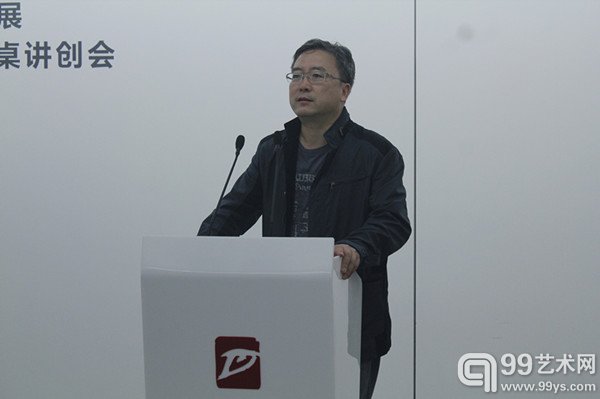 中央美术学院教授 “青年创作人圆桌讲创会”总策划 曹庆晖