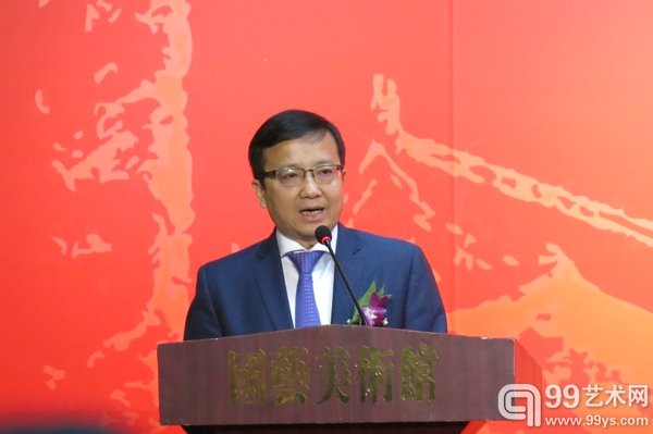 伊斯佳科技股份有限公司董事长、第二届中华之光全国书画作品展组委会副主任王德友致辞