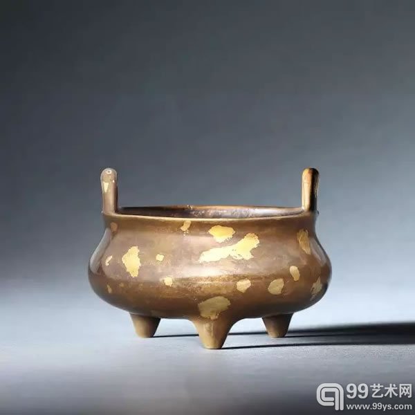 清中期 点金冲耳炉 “大明宣德年制”楷书款 口径8.7厘米 高5.2厘米 重243克