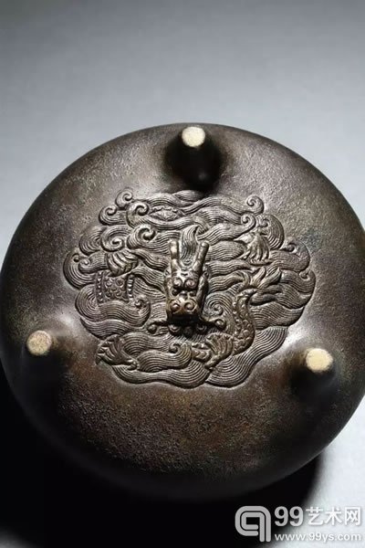 明晚期 浮雕海水龙纹冲耳炉 口径9厘米 高5.5厘米 重279克