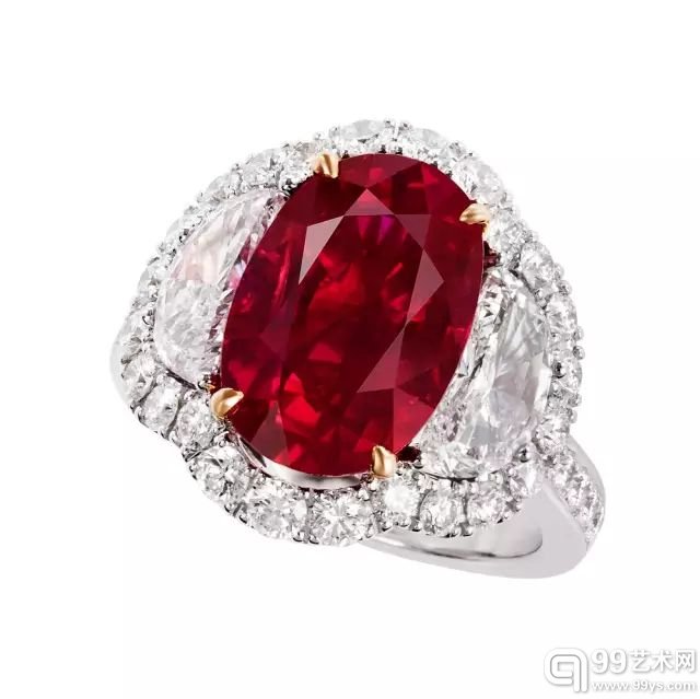 罕有的7.03克拉天然缅甸抹谷鸽血红红宝石配钻石戒指 未经加热 附GUBELIN及GRS证书 RMB 7,400,000-9,500,000