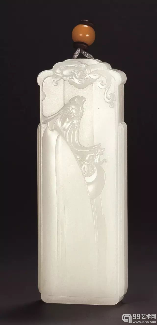 孟庆东 白玉雕关公牌 俄罗斯白玉 10.58 × 3.83 × 1.45 cm 145 g RMB:180,000-280,000