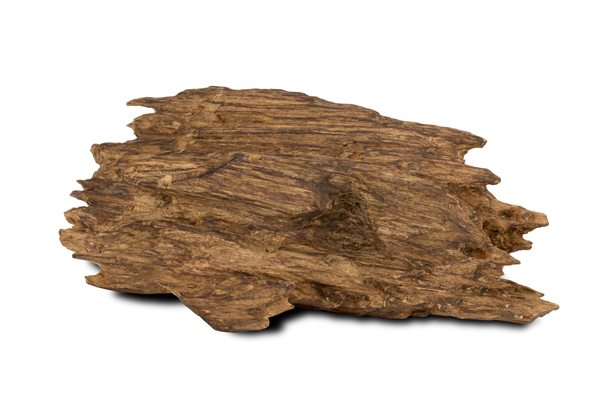 LOT 2026. 沉水绿油奇楠 (长 27.5cm，宽 12.7cm，重 692 g) 估价：HK$4,500,000 – HK$6,800,000