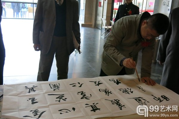 现场笔会