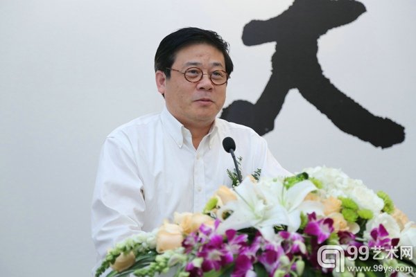 中国美术家协会党组副书记、秘书长 徐里先生致辞