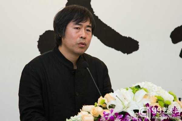 策展人、北京理工大学设计与艺术学院教授 王东声先生致辞