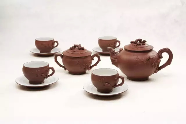  一代宗师顾景舟制「松鼠葡萄十头套组茶具」