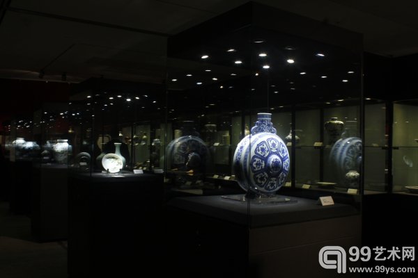 北京保利2015秋拍精品展现场