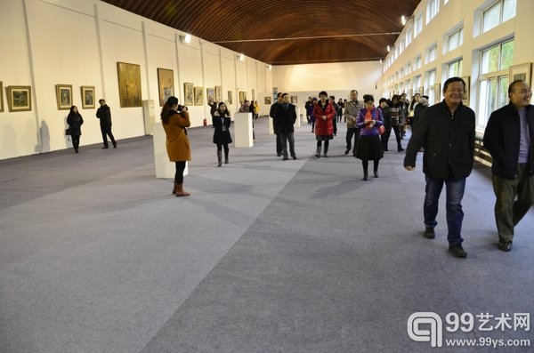 《重载—一青云国际美术馆首展》现场