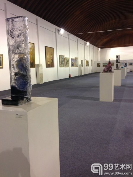 《重载—一青云国际美术馆首展》现场