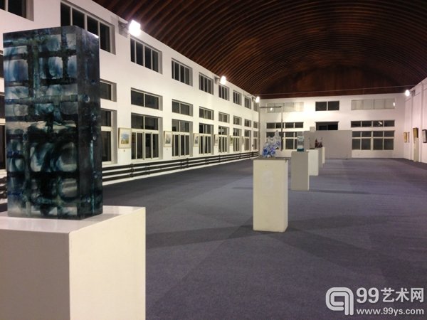 《重载—一青云国际美术馆首展》现场