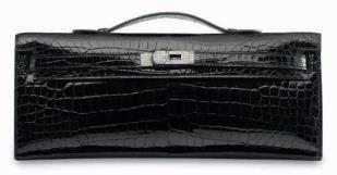 珍罕亮面黑色 POROSUS 鳄鱼皮钻石 KELLY CUT 包 附 18K 白金及钻石配件 HERMèS, 2015 年 500,000 –600,000 港元（图片由佳士得提供）
