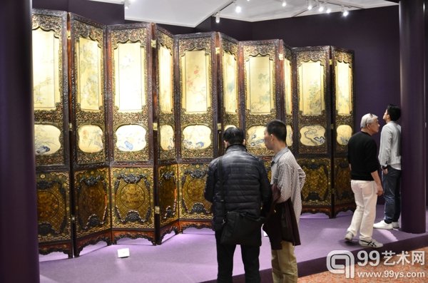 重要中国瓷器及工艺精品展览现场