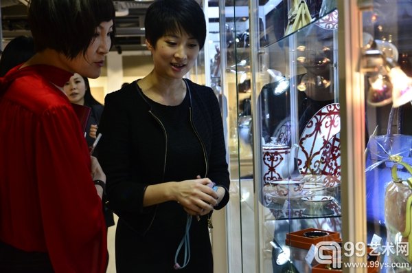 保利香港珠宝钟表及尚品圣诞季拍卖预展