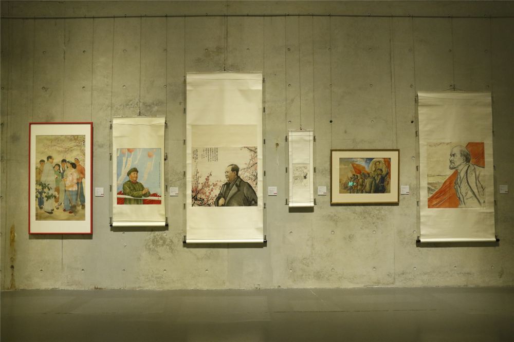 典型人物画作作品展区