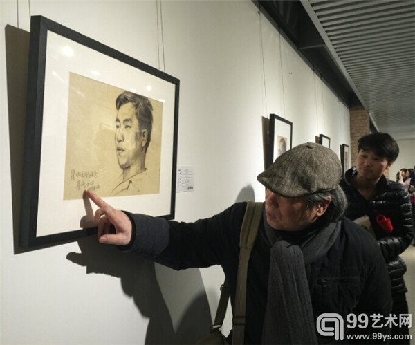 翟欣建教授现场讲解作品