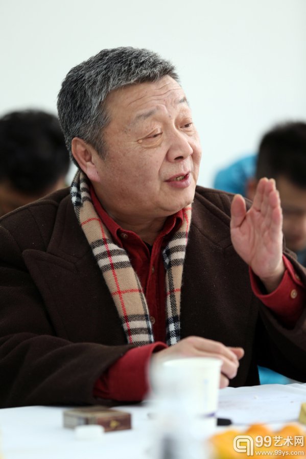 学术研讨会现场著名艺术评论家王小箭发言
