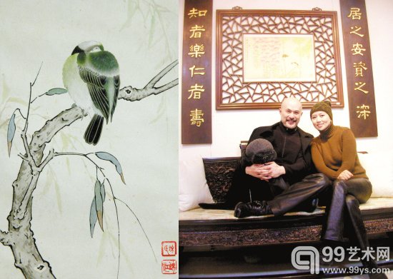 徐锦江，“香港艺人里画画最好的人”，在圈子里，很多朋友对他有这样的口碑。画画好不是凭空而来，而的确是“科班出身”。徐锦江父母都是香港的名医，学医不成的他走上了美术道路，毕业于广州美术学院，又因为与岭南画派宗师关山月家的世交关系，成为从不轻易收徒的关老先生的堂前弟子。徐锦江和爱人。