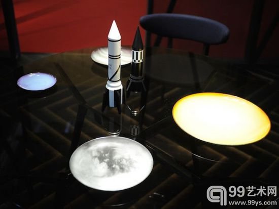 宇宙系列餐具：把太阳系装在盘里