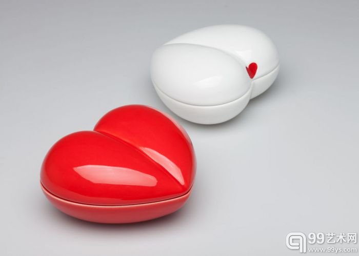 heart-shaped trinkets by Pepa Reverter