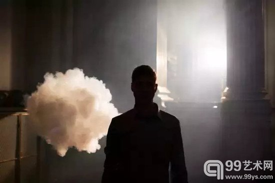 我只想告诉你我家真的有一朵云...