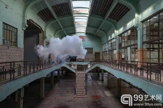 我只想告诉你我家真的有一朵云...