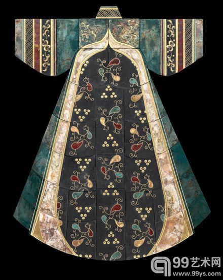 一组用陶瓷设计的东方复古服饰设计作品