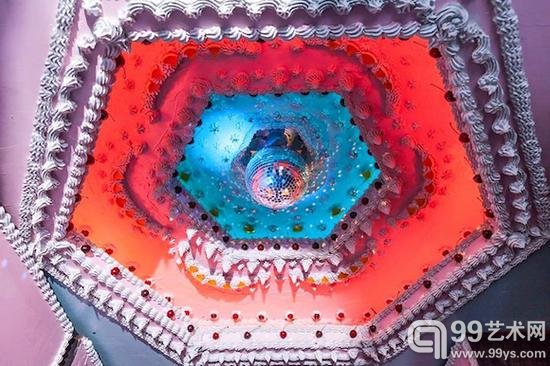进了这个蛋糕画廊真的是要被甜翻了