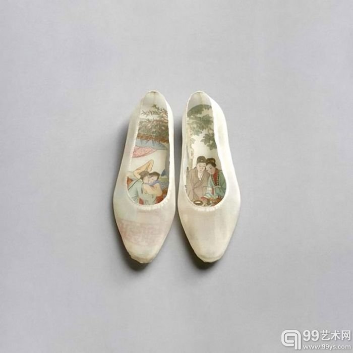 中国艺术家彭薇的作品