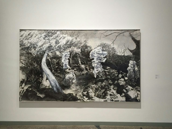 “来自中国的全球艺术”展出部分：邵文欢《失踪的图像系列-暮生园三》综合媒材，180×300cm，2012