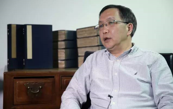 复旦大学出版社学术总监陈麦青