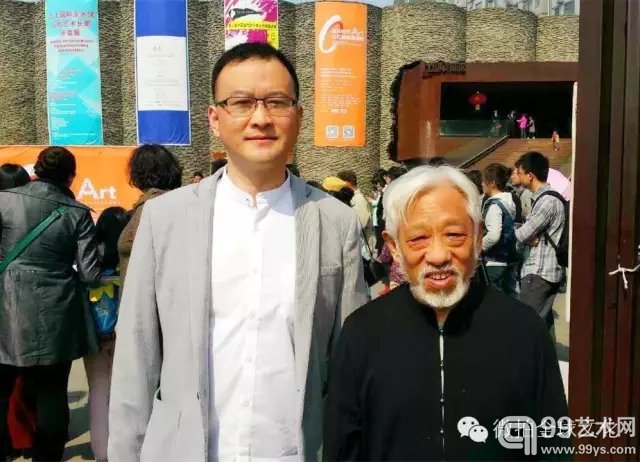 著名批评家栗宪庭及微拍全球创始人澄合影