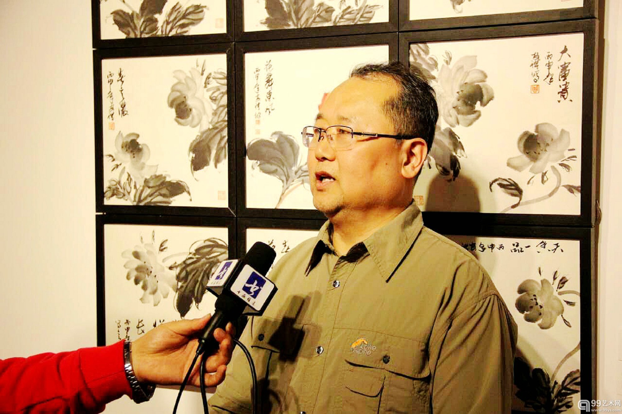 艺术家周安礼接受采访