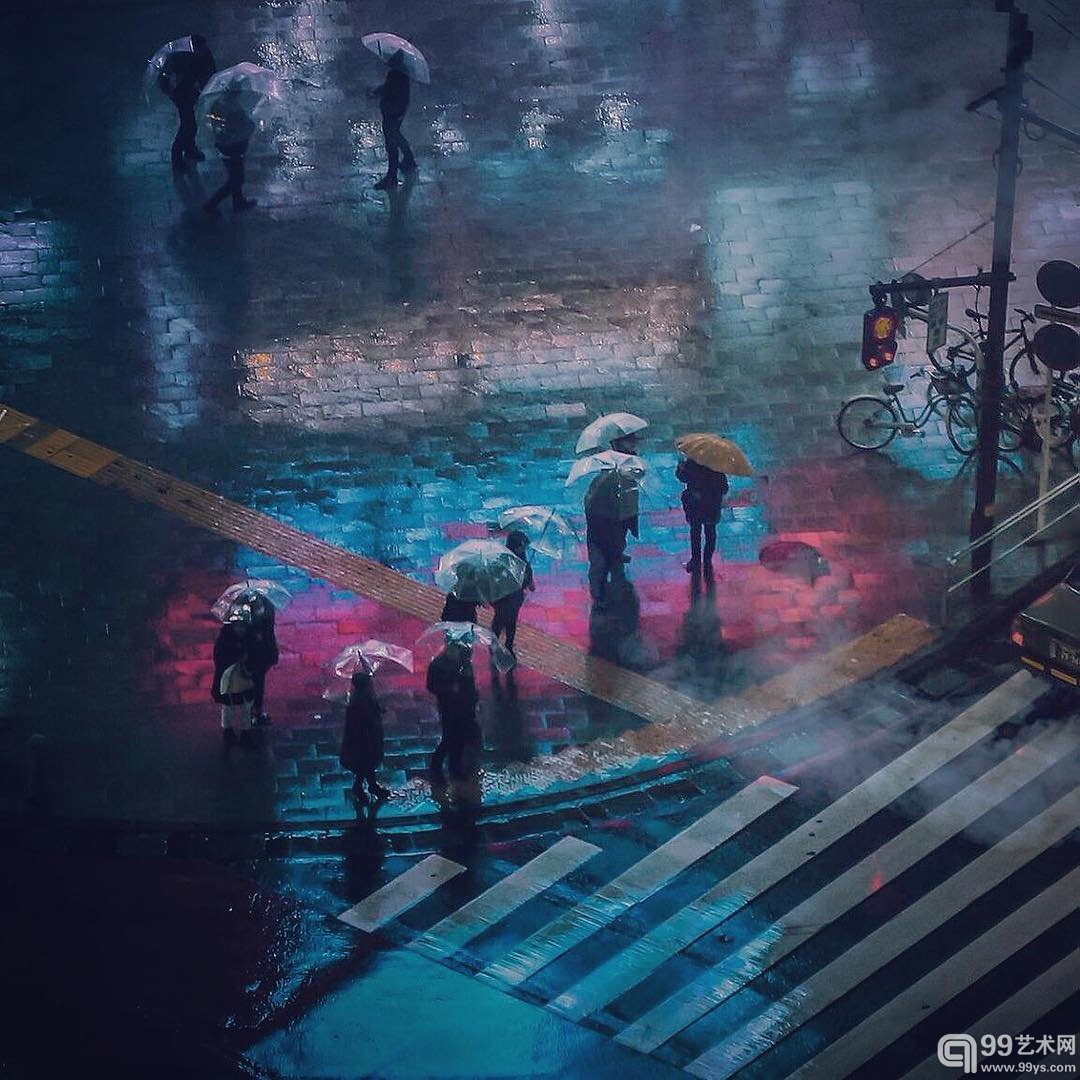 The Neon Glow of Tokyo’s Nightlife Captured by Liam Wong