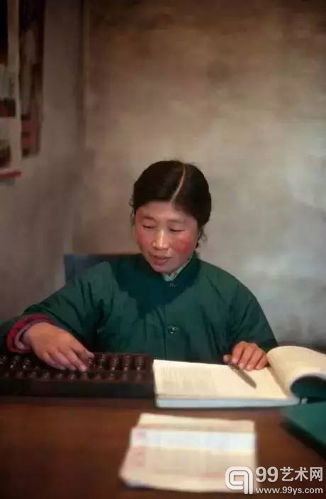 伊芙·阿诺德：温柔如水地拍摄玛丽莲·梦露