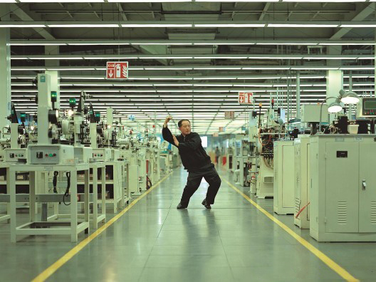 Cao Fei, Whose Utopia series, “My Future is Not a Dream 03″, C-print 120 x 150 cm, 2006. Courtesy The Artist and Vitamin Creative Space