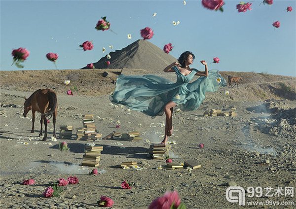 乌兹别克斯坦摄影师 Ravshaniya Azulye 的作品