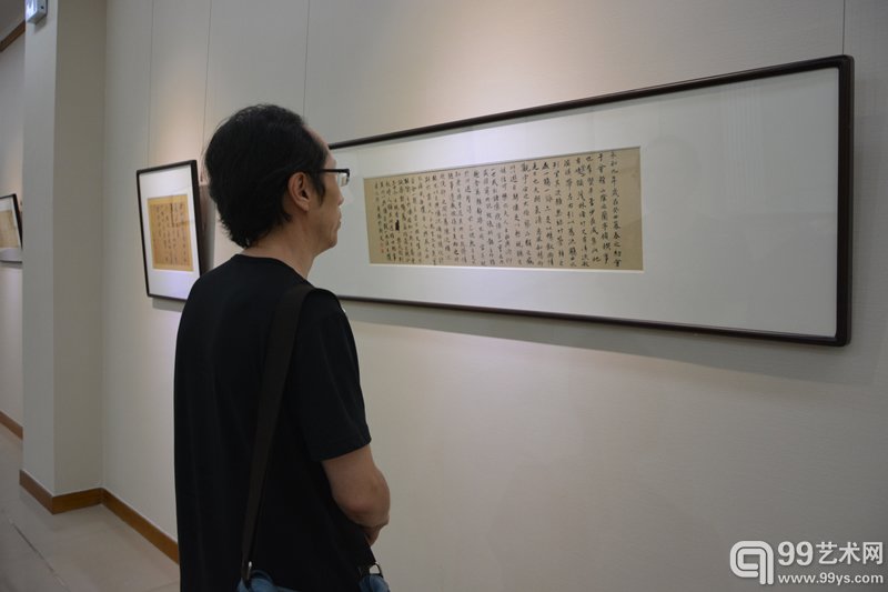参观观众